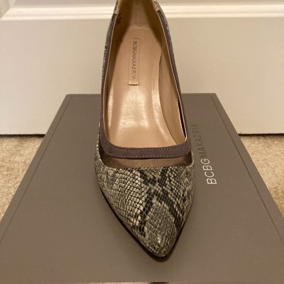 BCBGMAXAZRIA Pump Heel Size 7M Python Pattern - Picture 3 of 6